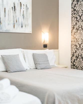 HOTEL CONTI