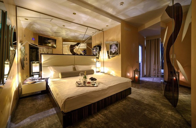 Hotel Corona