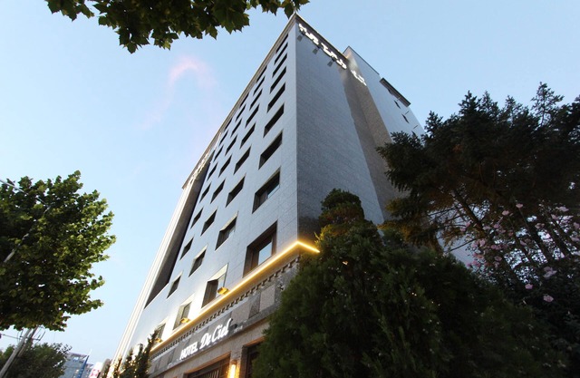 Hotel De Ciel