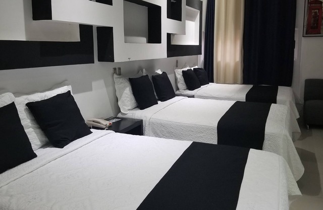 Hotel Dluxe & Suites