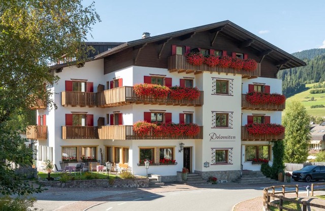 Hotel Dolomiten
