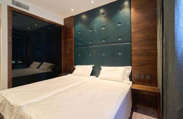 HOTEL DORSETT