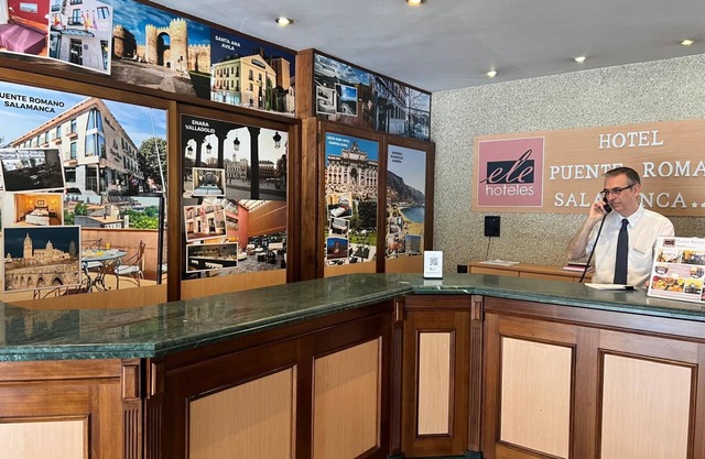Hotel Ele Puente Romano