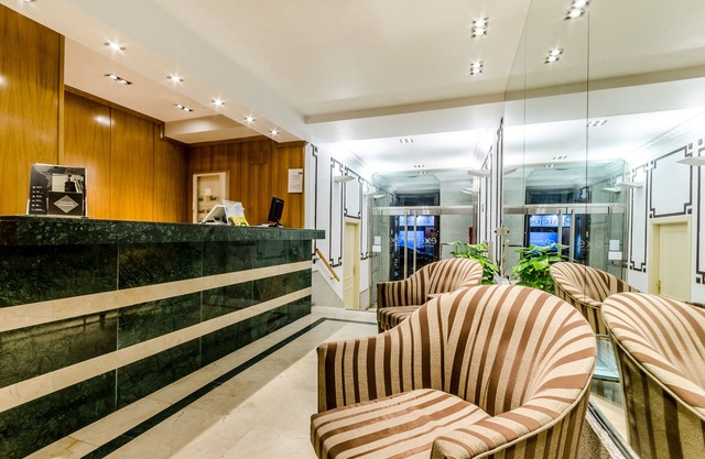 Hotel Exe Suites 33