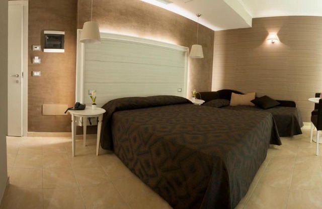 Hotel Fini
