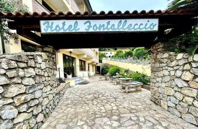 Hotel Fontalleccio