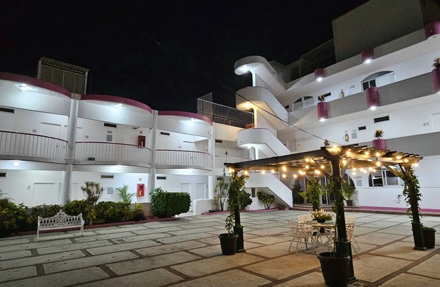 HOTEL HACIENDA DEL RIO