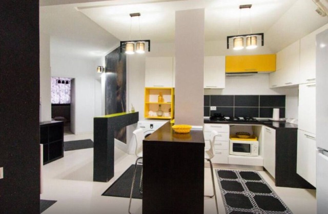 Hotel Jolie Apartments - Three-Bedroom Apartment