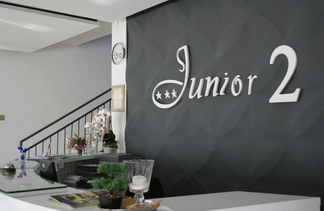 Hotel Junior 2