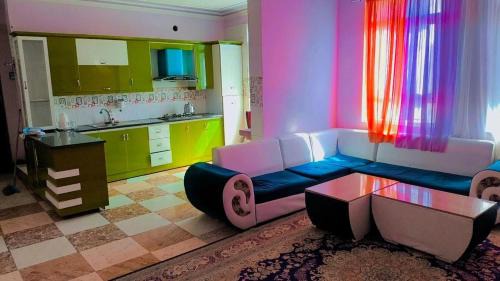 Hotel Kakh