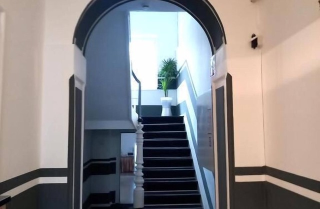 Hotel Karolinger