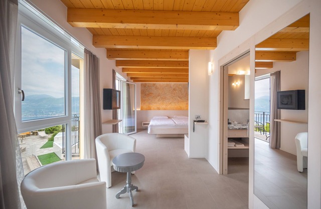 Hotel Laguna