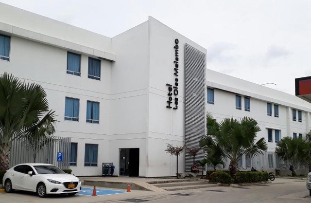 Hotel las Olas Malambo