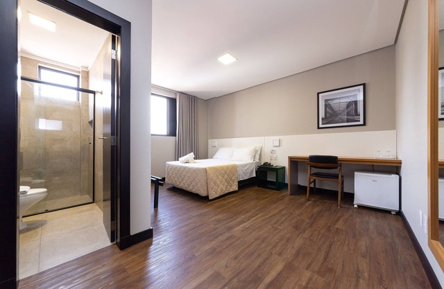 Hotel Lunes