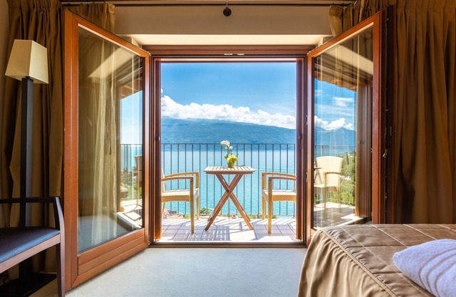 Hotel Meandro - Lake View
