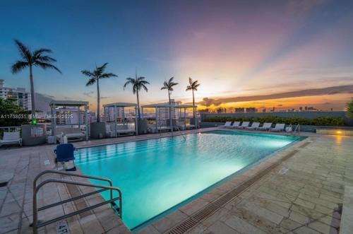 Hotel Miami Beach Convention Center