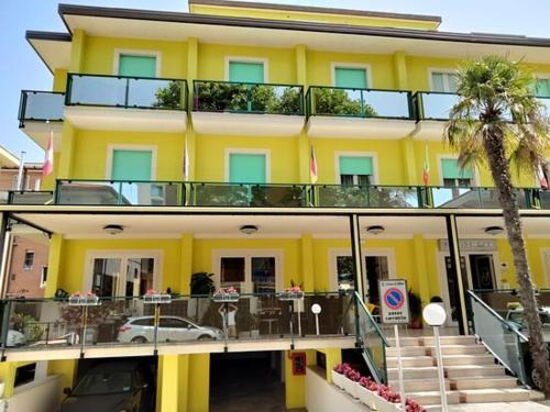 Hotel Mira