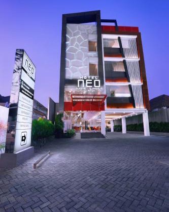 Hotel Neo Gubeng by ASTON