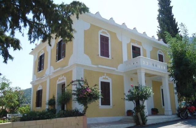 Hotel Nymph Boutique Salakos