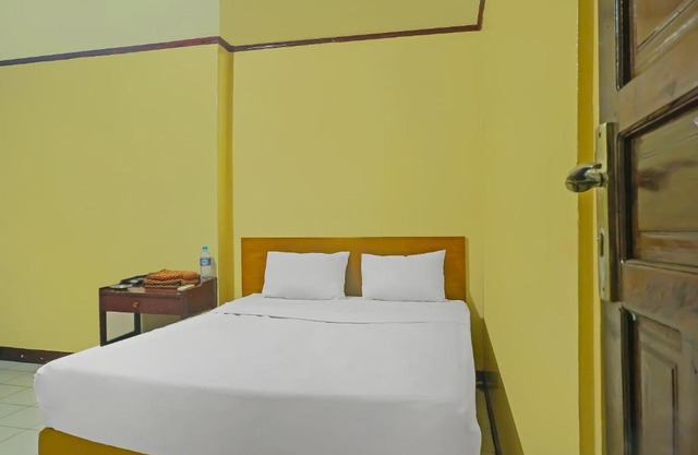 Hotel O Adam Kost SyariahNearWisata Jembatan Barito