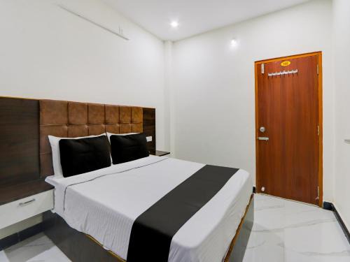Hotel O Arjun Residency