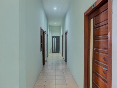 Hotel O Ervina Homestay Syariah Batakan