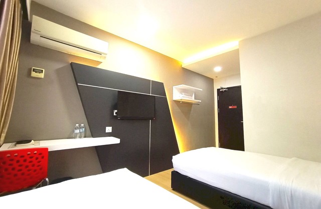 Hotel O Hi Inn