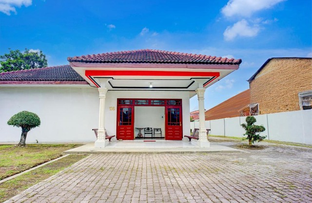 Hotel O Krakatau Near Universitas Muhammadiya Sumatra Utara UMSU