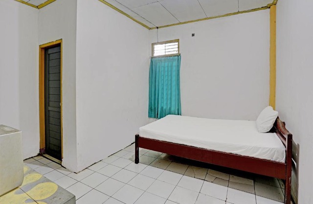 Hotel O Penginapan Aina Syariah