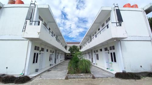 Hotel O Pondok Sugie SyariahNearJembatan Siak