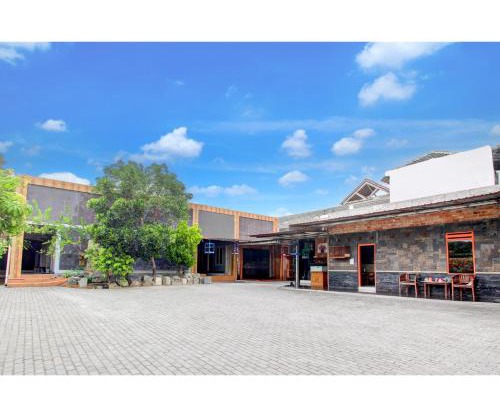Hotel O Prambanan Near Prambanan Temple