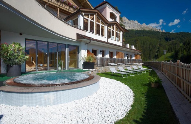 Hotel Obereggen