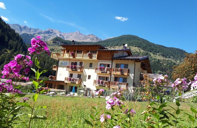 Hotel Ortles Dolomiti Walking & Spa