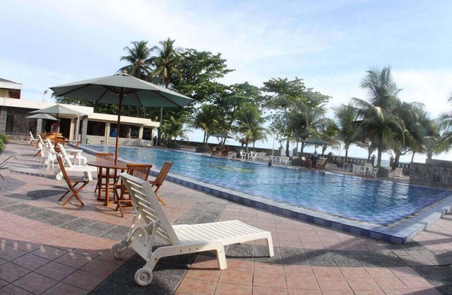 Hotel Pangeran Beach
