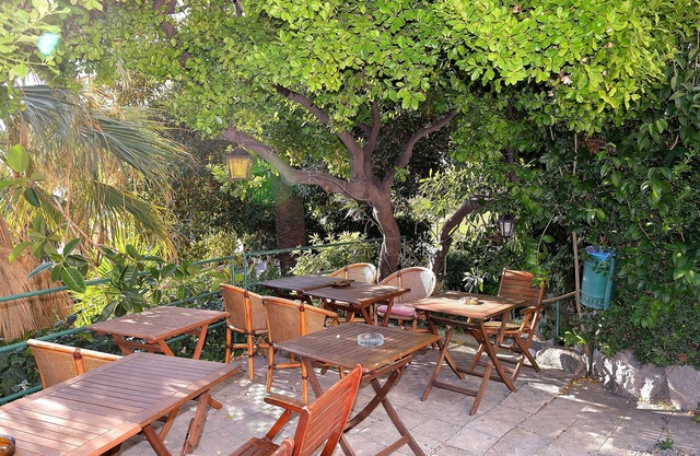 Hotel Petit Royal