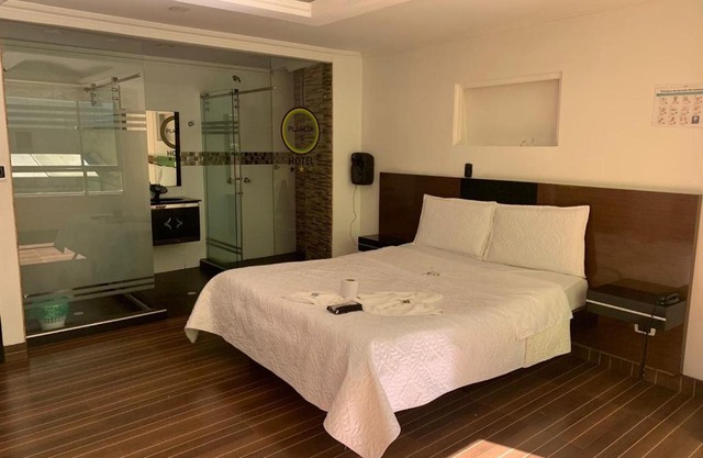 Hotel Planeta 3