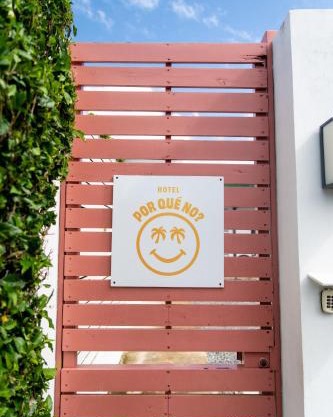 Hotel Por Que No?