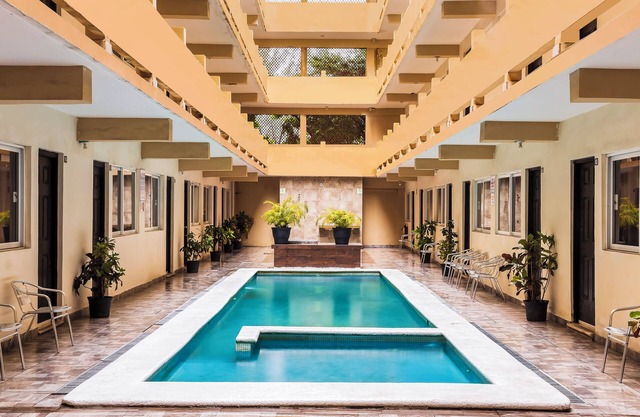 Hotel Puerto Inn