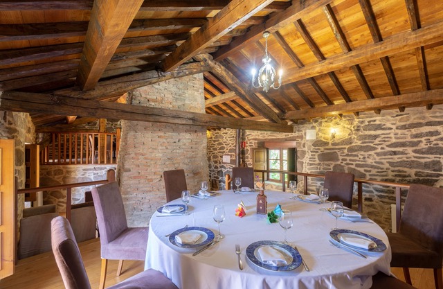 Hotel Restaurante Asador de Roxos Casa de Albardonedo