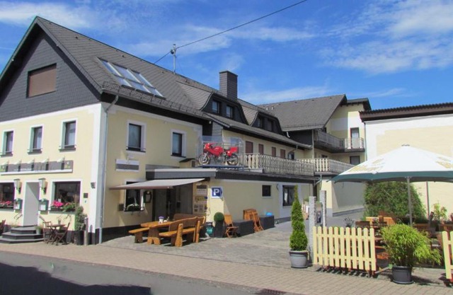Hotel & Restaurant Hüllen