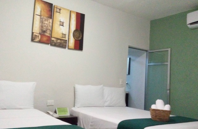 Hotel ROSVEL, Hab. Family Suite: (Max 4)