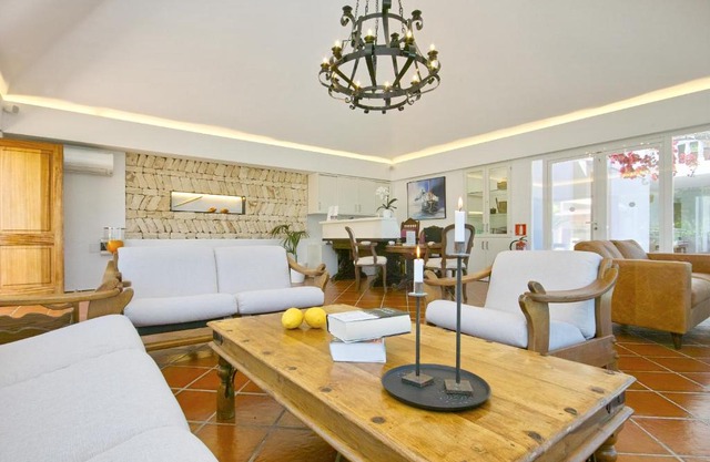 Hotel Rural Can Maries