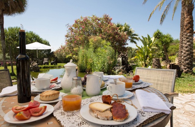 Hotel Rural Can Feliu