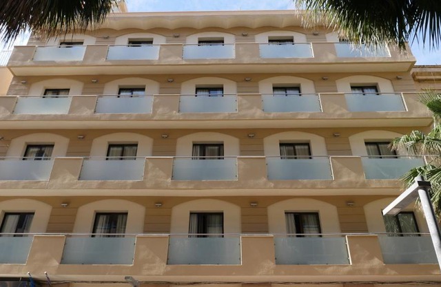 Hotel Rusadir