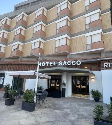 Hotel Sacco