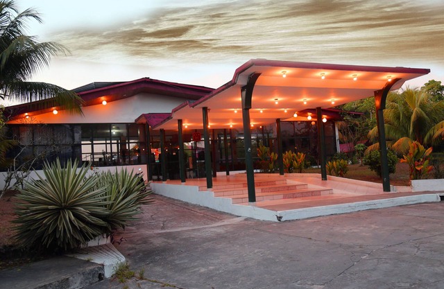 Hotel Sol Del Oriente