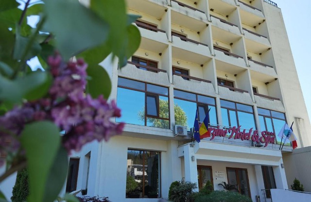 Hotel Spa Cazino Monteoru