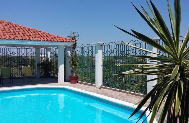 Hotel & Suites Real del Lago