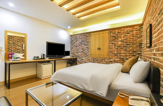 Hotel TJ
