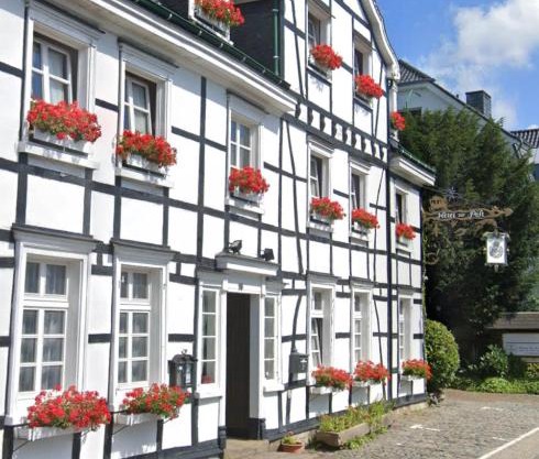 Hotel zur Post Dabringhausen